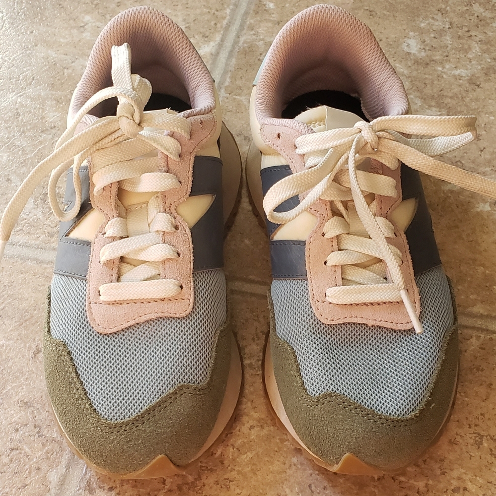 New Balance 237 - Picture 6 of 8